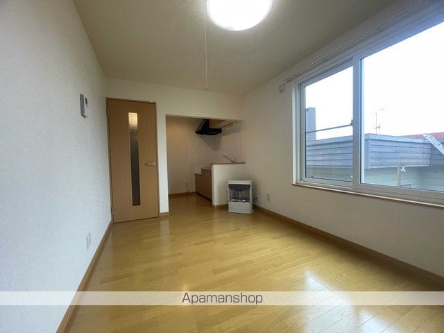 フロルドゥコルザIIの内装写真