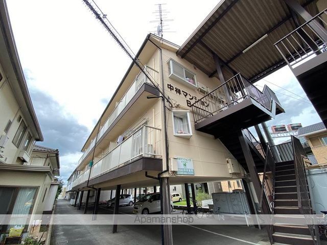 中祥マンションBの外観写真