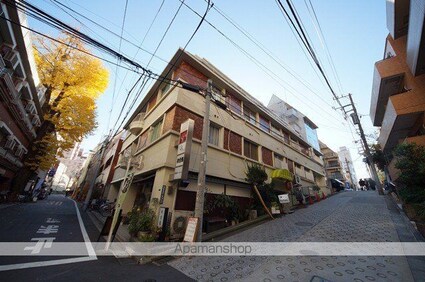 西新宿カーネル[1K/17.18m2]の外観2