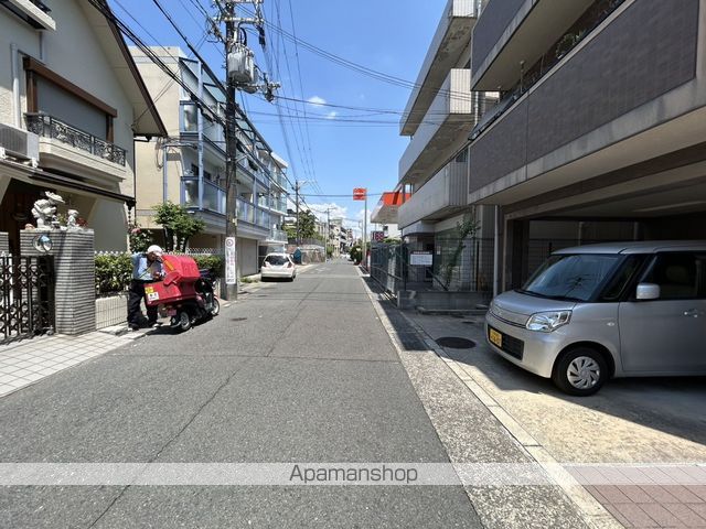 ドミール関大前の外観写真