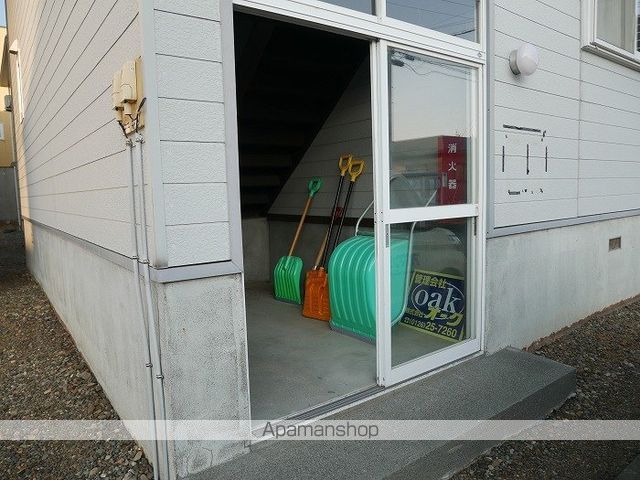 コーポ嵯峨の玄関写真