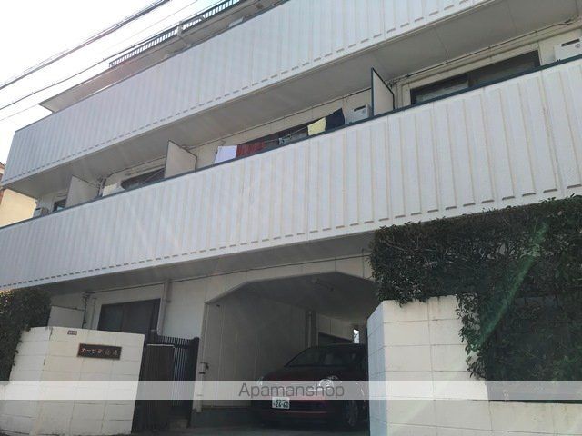 カーサデ藤原の玄関写真