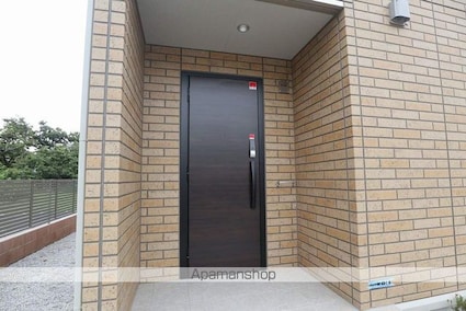 Ｄーｒｏｏｍ宮沢町貸家[3LDK/81.02m2]のエントランス