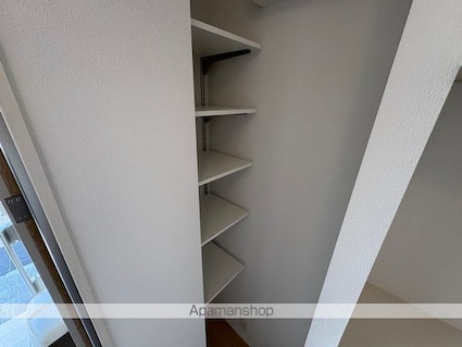 サンワ　ハイム[1LDK/48m2]の収納