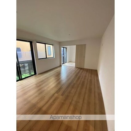 東京都府中市矢崎町２丁目[4LDK/96.05m2]のリビング・居間