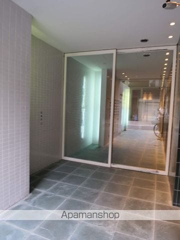 ライフデザイン江戸堀の玄関写真