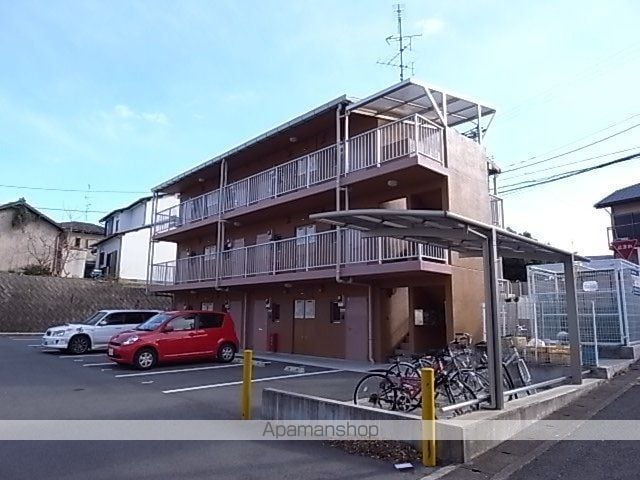 ホワイトコーポIの外観写真