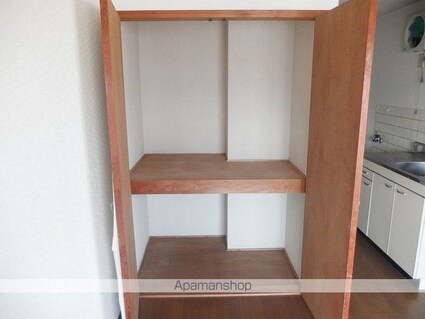 ヌバールドコーポ[1R/17m2]の収納