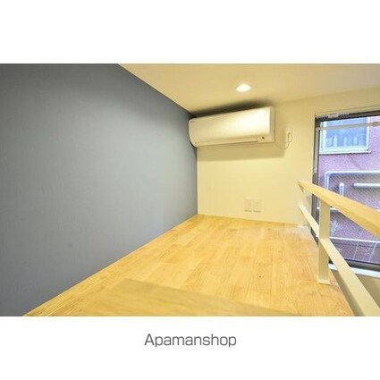 テラス上北沢[1R/15.01m2]の玄関