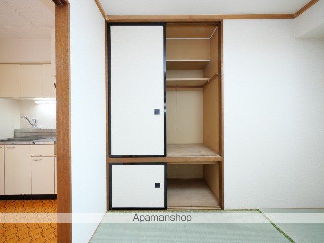石橋ハイツIの内装写真