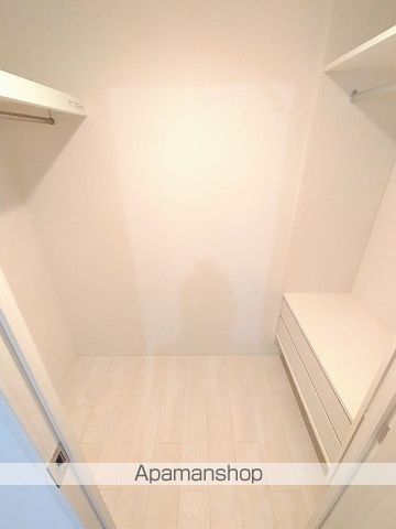 スプランディッド大阪EASTの内装写真