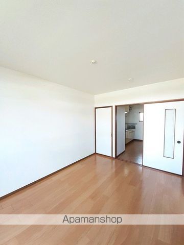 シャトレ仲の内装写真