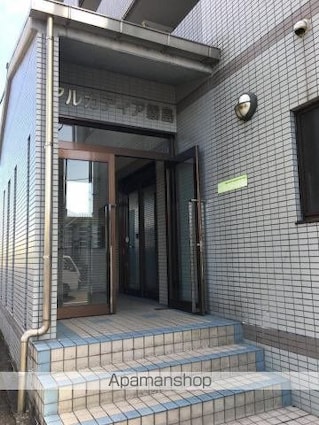 アルカディア霧島[1R/26.77m2]のエントランス