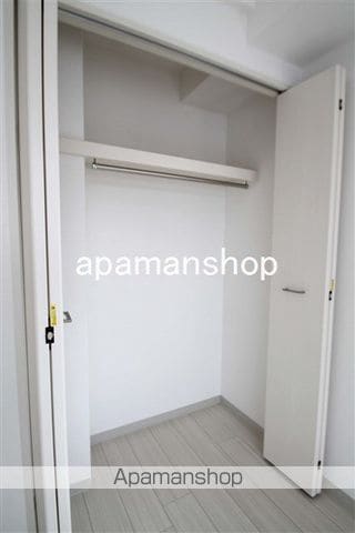 JクレストDOME前の内装写真