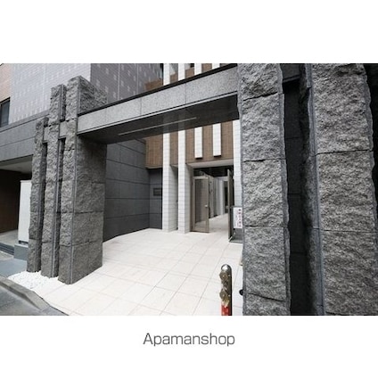 エスティメゾン四谷坂町[1LDK/43.7m2]のエントランス