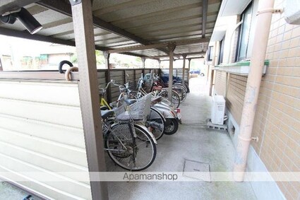 香川県高松市新北町[3LDK/74.4m2]の共用部3