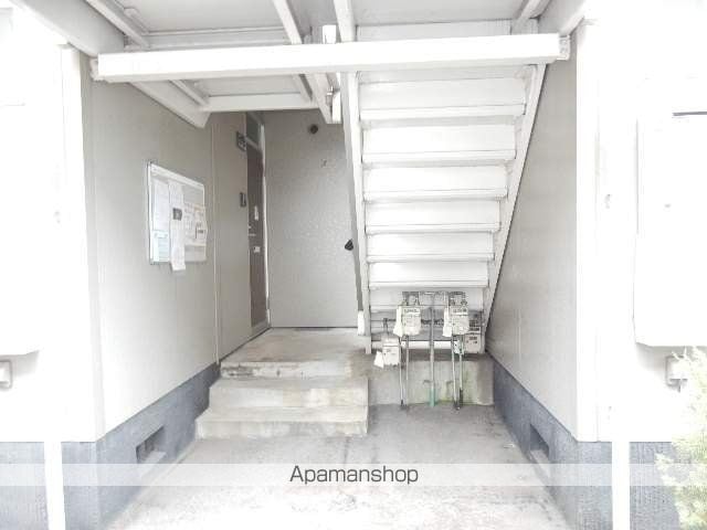 グレースハイツ B棟の玄関写真