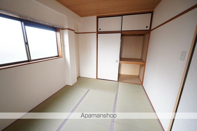 シャトル古城の内装写真