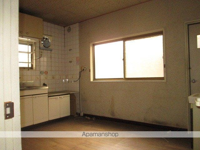 和歌山線 岩出駅 徒歩36分 2階建 築52年の内装写真