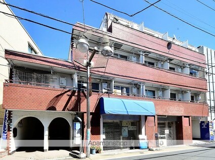 メゾン・ド・マルス[1R/13.98m2]の外観2