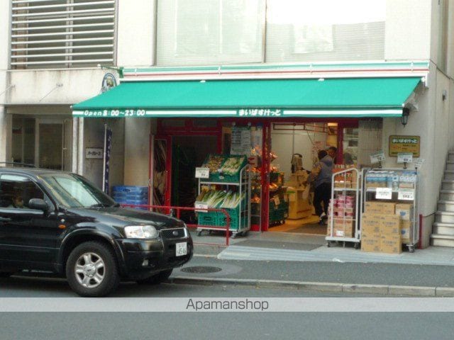ルクレ神宮前の周辺写真