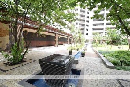 ロイヤルパークス豊洲[1R/40.56m2]のエントランス1