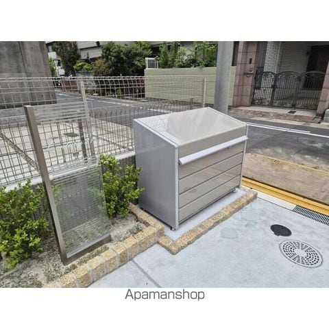 第3センチュリー21の玄関写真