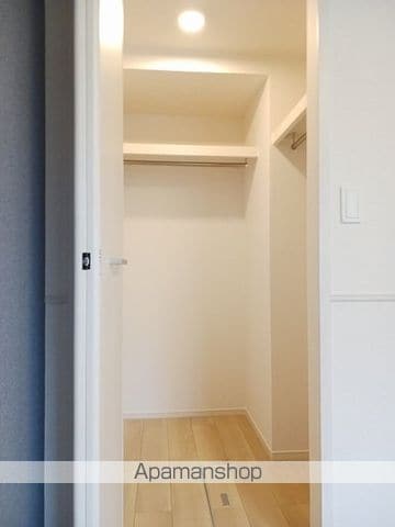 ヴァンレイニーAの内装写真