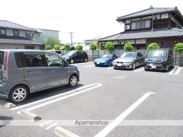 東京都立川市一番町１丁目[1K/29.38m2]の駐車場