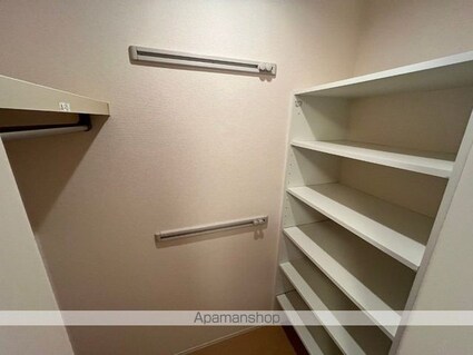 ペルソワール高田[1LDK/46.47m2]の内装1