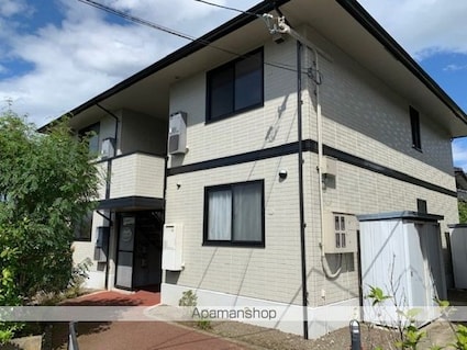 ディアコート加茂　Ａ・Ｂ[2DK/50.12m2]の外観