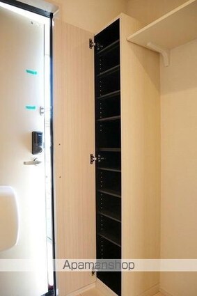 ハーモニーテラス江原町Ⅱ[1R/11m2]の玄関