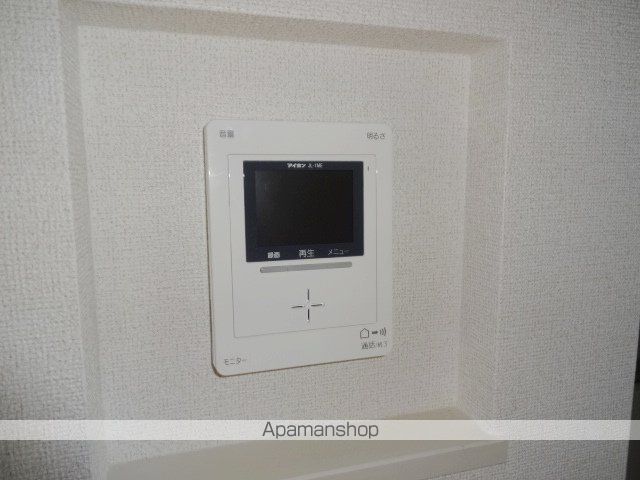 ロータスIIの内装写真