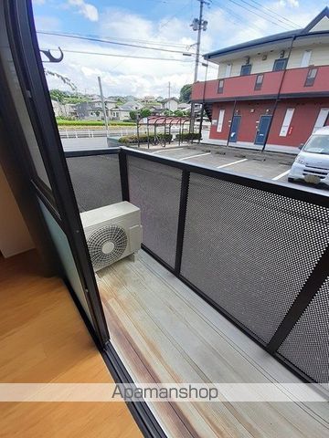 アクシスIIの内装写真