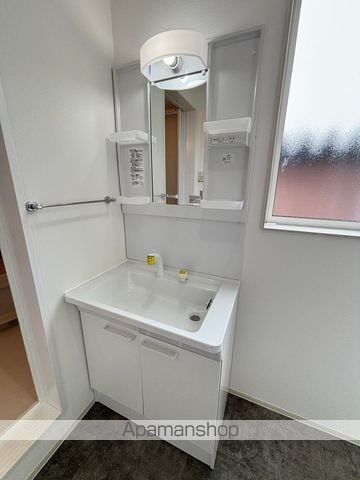 ジオコート上赤江 B棟の内装写真
