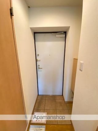 マリベールＹＵＭＥ[1K/32.16m2]の玄関