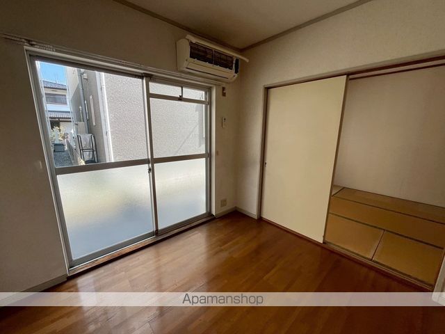 アクアミツナオIIIの内装写真