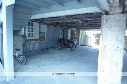 コーポ新橋[2K/34m2]の共用部3