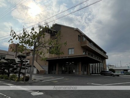 愛媛県四国中央市三島金子３丁目[2LDK/57.21m2]の周辺1