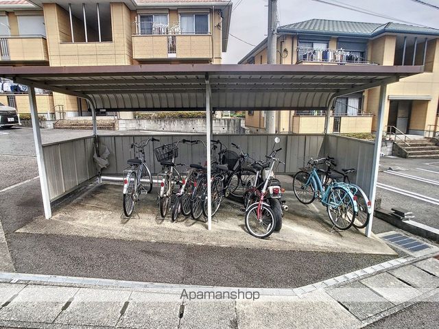ラコリーナCの玄関写真
