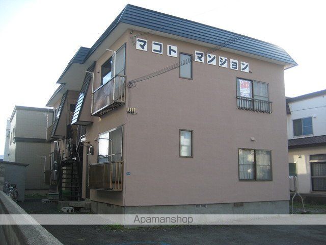 マコト マンションの外観写真