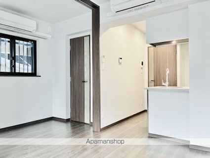 ＣＯＭＰＯＳＩＴＥ目黒鷹番[1LDK/30.74m2]のリビング・居間2