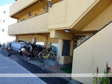 新堀ハイツ３[1R/32.9m2]のロビー