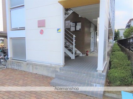 レオパレスらいちょう[1K/23.18m2]のエントランス