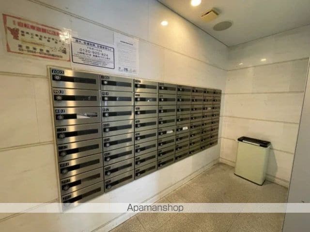 LA DOUCEUR浅草橋の玄関写真