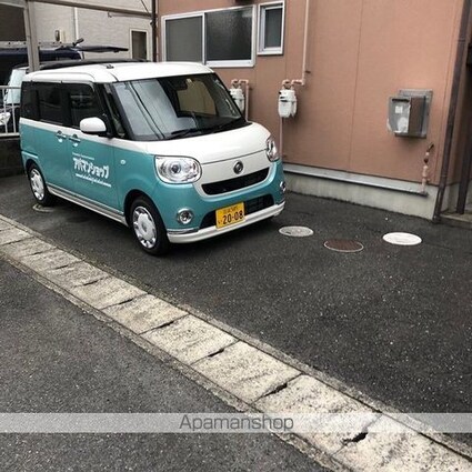 フォーブルＭⅡ[1LDK/40m2]の駐車場2