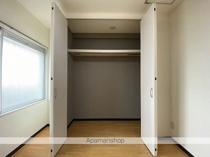 サンビレッジ円山[2LDK/62.83m2]の収納