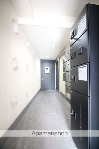 ロイヤルハイツ城山の玄関写真
