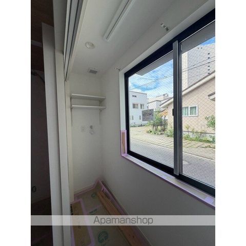 Rooms万代5の内装写真