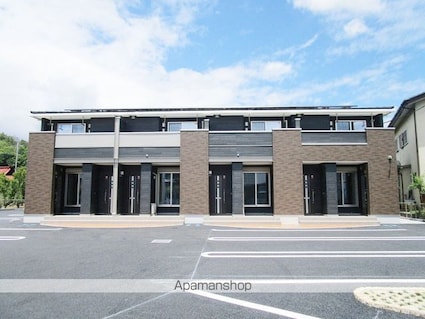 サウス・アデリーヌ[1LDK/42.56m2]の駐車場